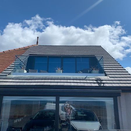 Beach View Apartment With Balcony And Sea View - Pet Friendly Cleveleys Exterior photo