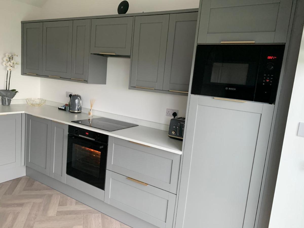 Beach View Apartment With Balcony And Sea View - Pet Friendly Cleveleys Exterior photo